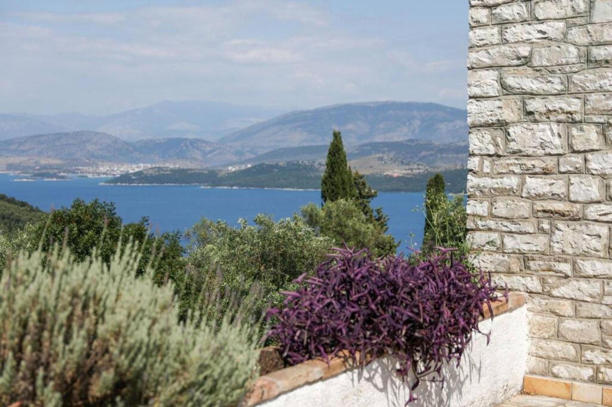Sinies Stone Cottage - Ne Corfu Agnitsini ภายนอก รูปภาพ